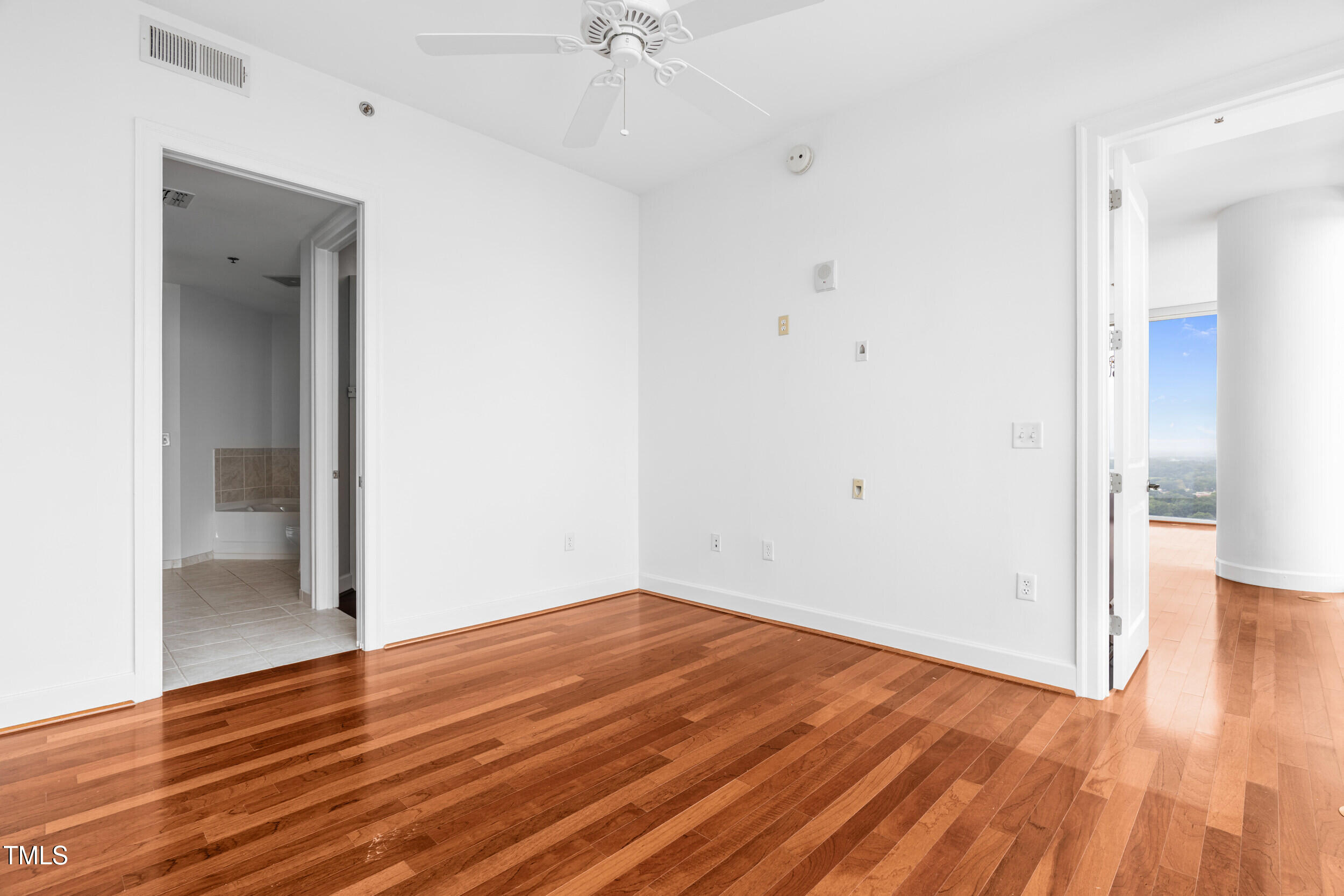 301 Fayetteville Street, Unit 2601 Raleigh, NC 27601 - Photo 14 of 41 dsc02618