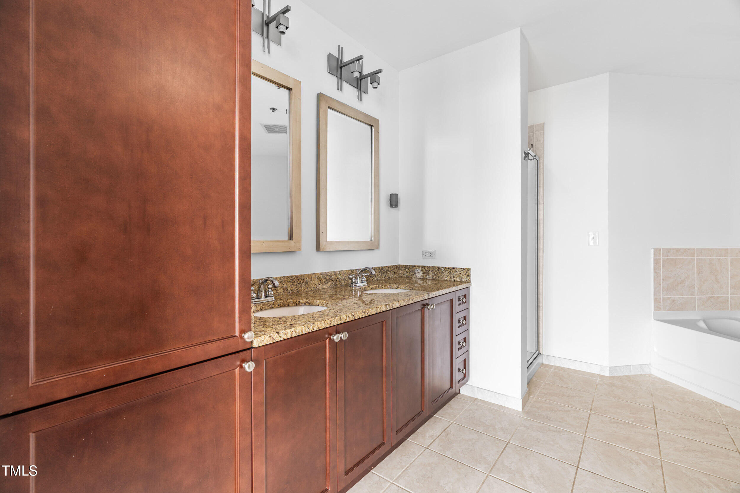 301 Fayetteville Street, Unit 2601 Raleigh, NC 27601 - Photo 15 of 41 dsc02627