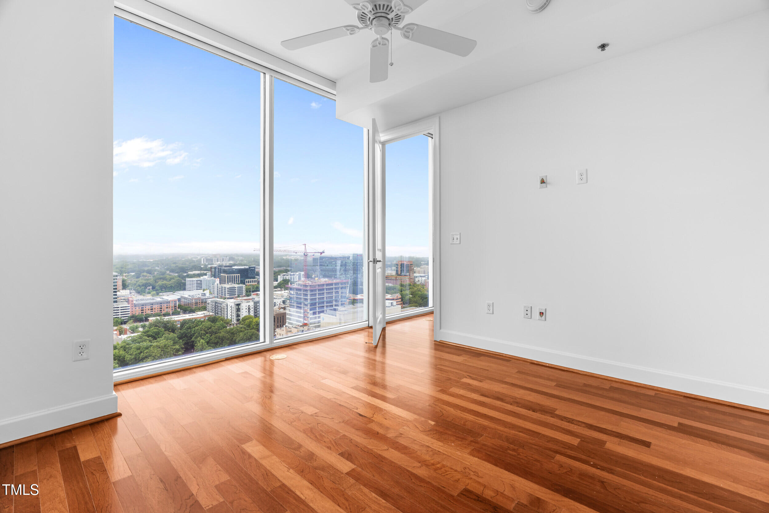 301 Fayetteville Street, Unit 2601 Raleigh, NC 27601 - Photo 21 of 41 dsc02648