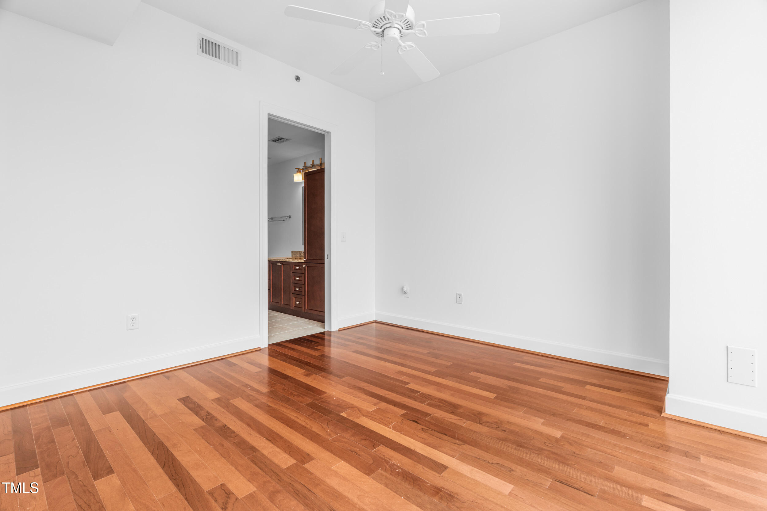 301 Fayetteville Street, Unit 2601 Raleigh, NC 27601 - Photo 23 of 41 dsc02654