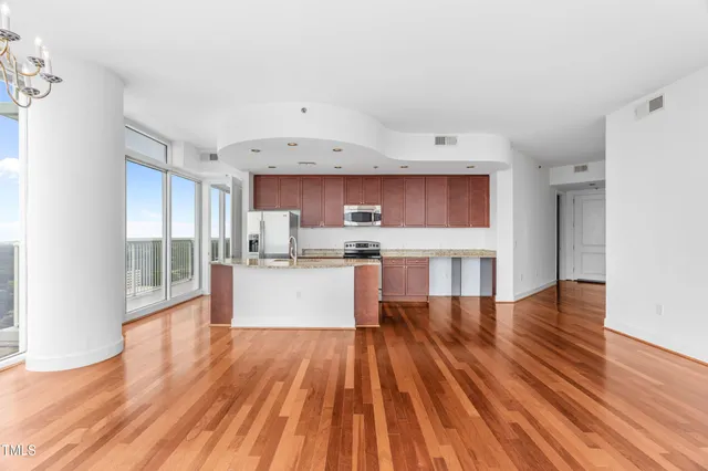 $750,000 | 301 Fayetteville Street, Unit 2601, Raleigh, NC 27601
