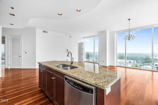 $750,000 | 301 Fayetteville Street, Unit 2601, Raleigh, NC 27601