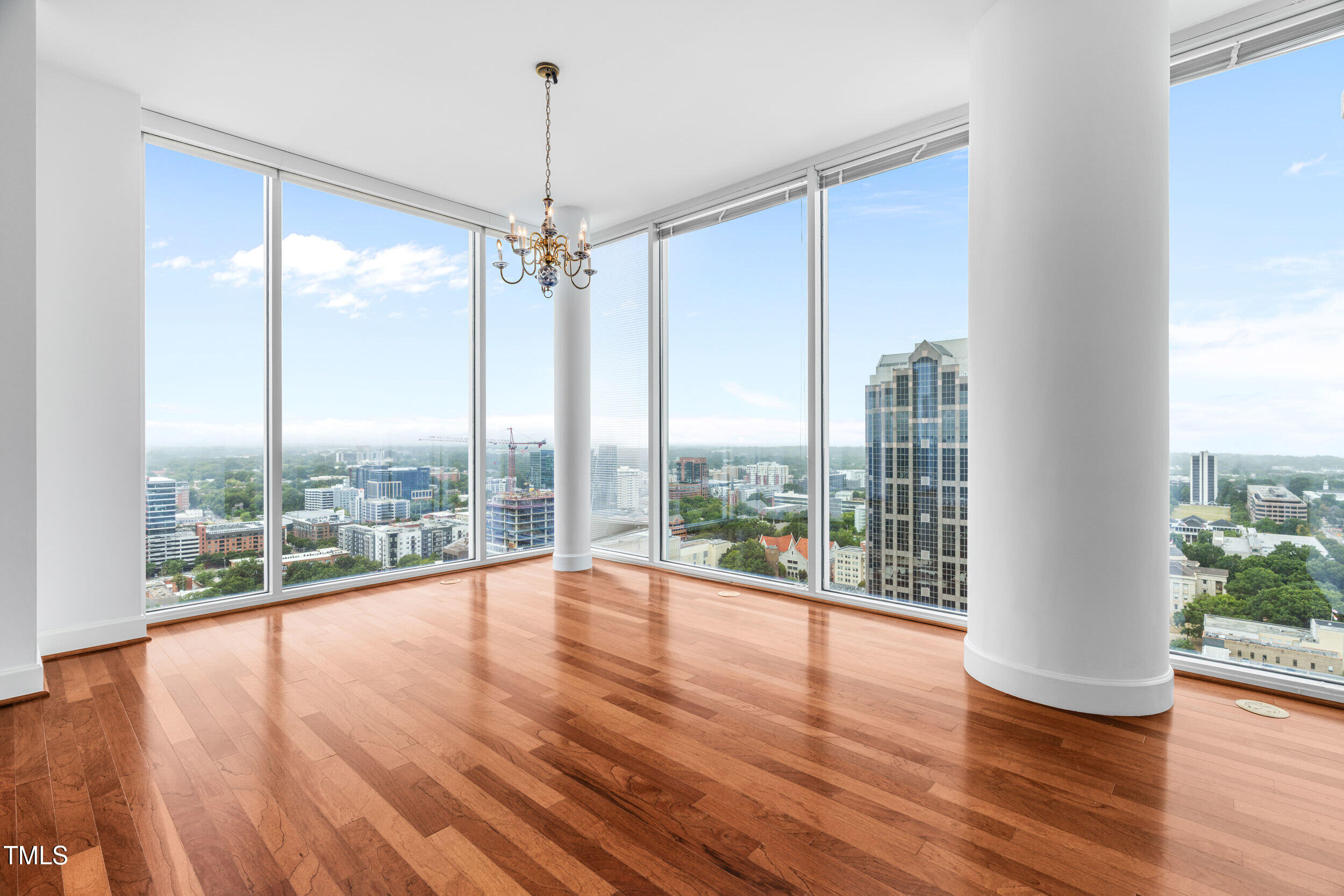 301 Fayetteville Street, Unit 2601 Raleigh, NC 27601 - Photo 9 of 41 dsc02603