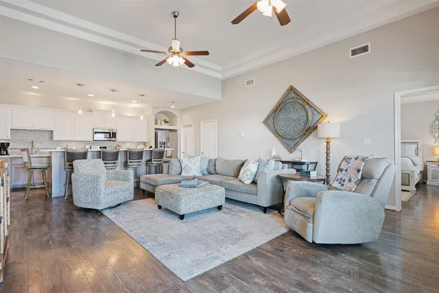 $589,000 | 1009 North Monkhouse Drive, Port Bolivar, TX 77650