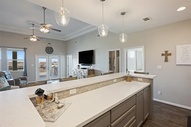 $589,000 | 1009 North Monkhouse Drive, Port Bolivar, TX 77650