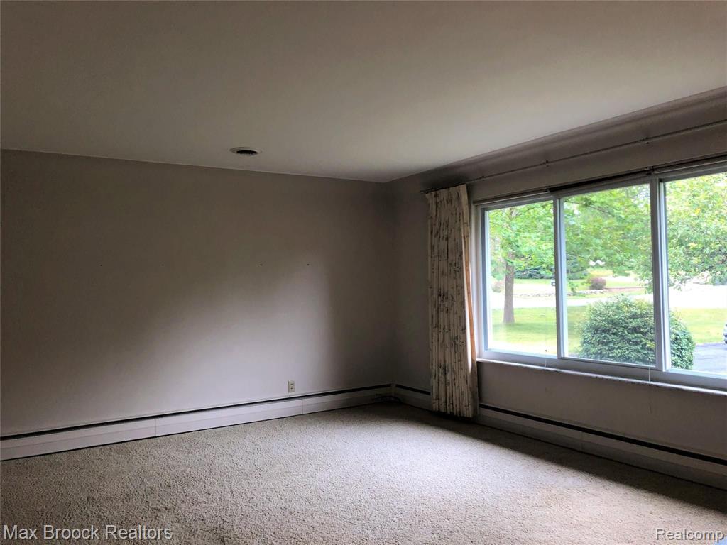 307 Arizona Avenue Rochester Hills, MI 48309 - Photo 11 of 40