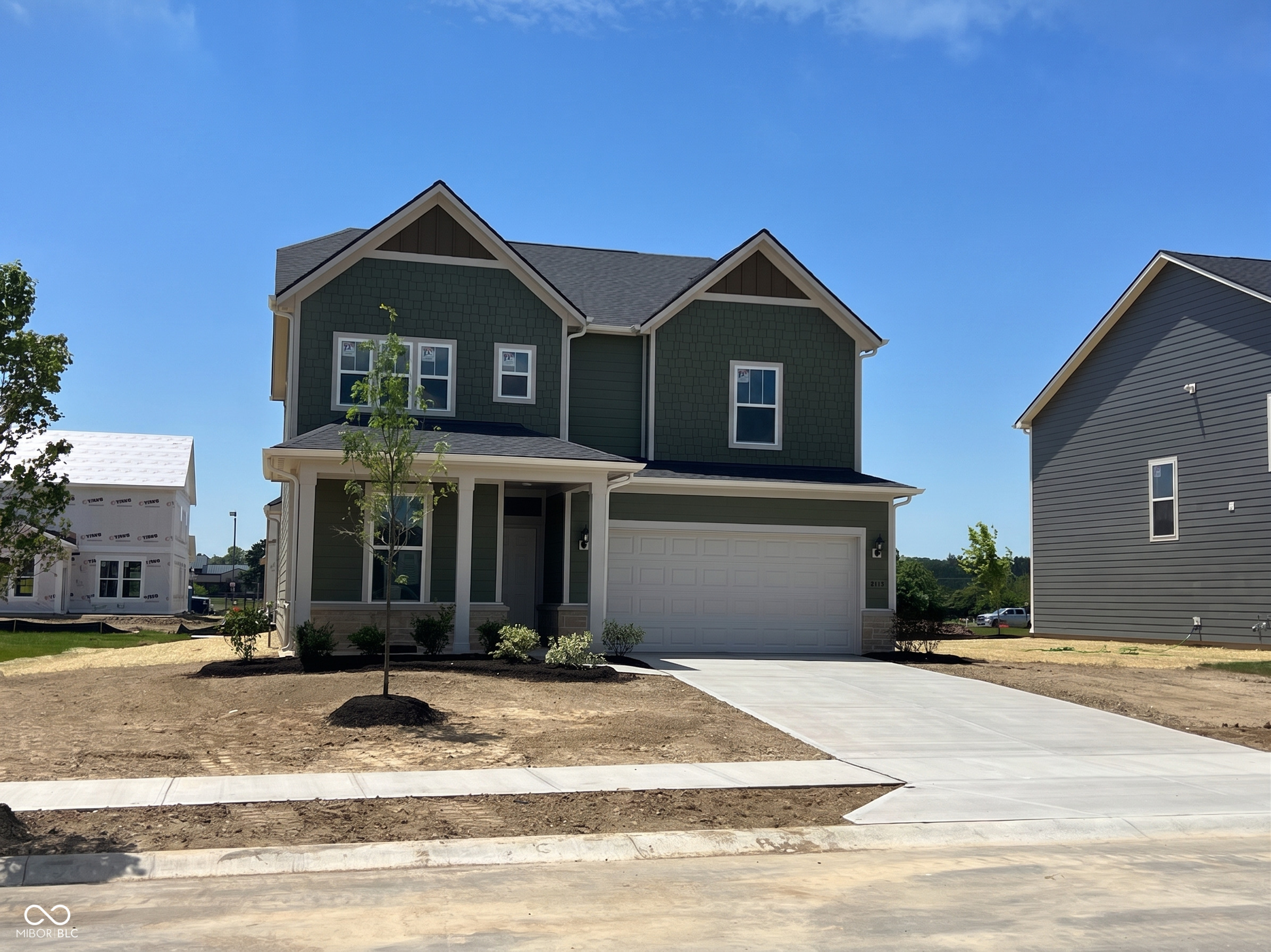 7877 Newbury Road Avon, IN 46123 - Photo 1 of 37