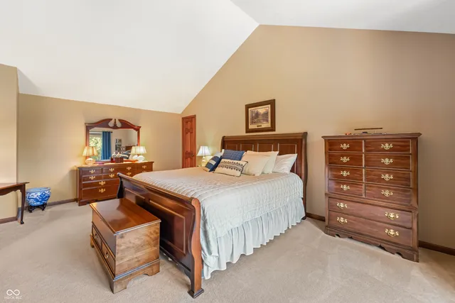 $809,900 | 8304 West Mulligan Lane, Columbus, IN 47201