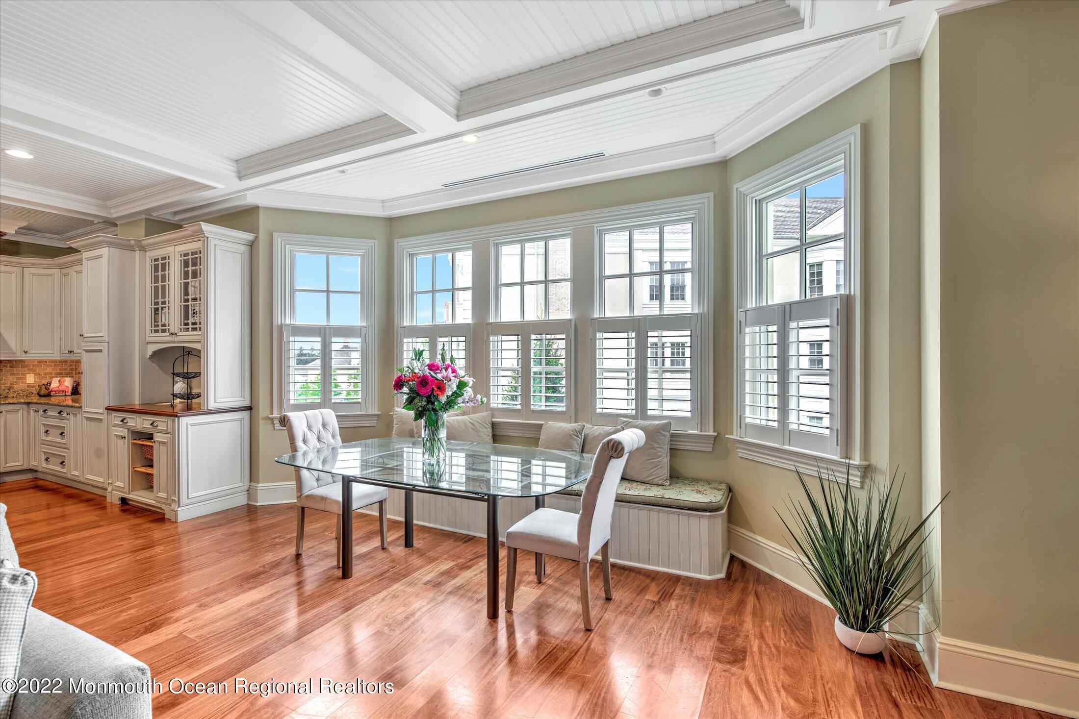 332 Oval Road, Unit 332 Manasquan, NJ 08736 - Photo 20 of 38 SUN FILLED ROOM