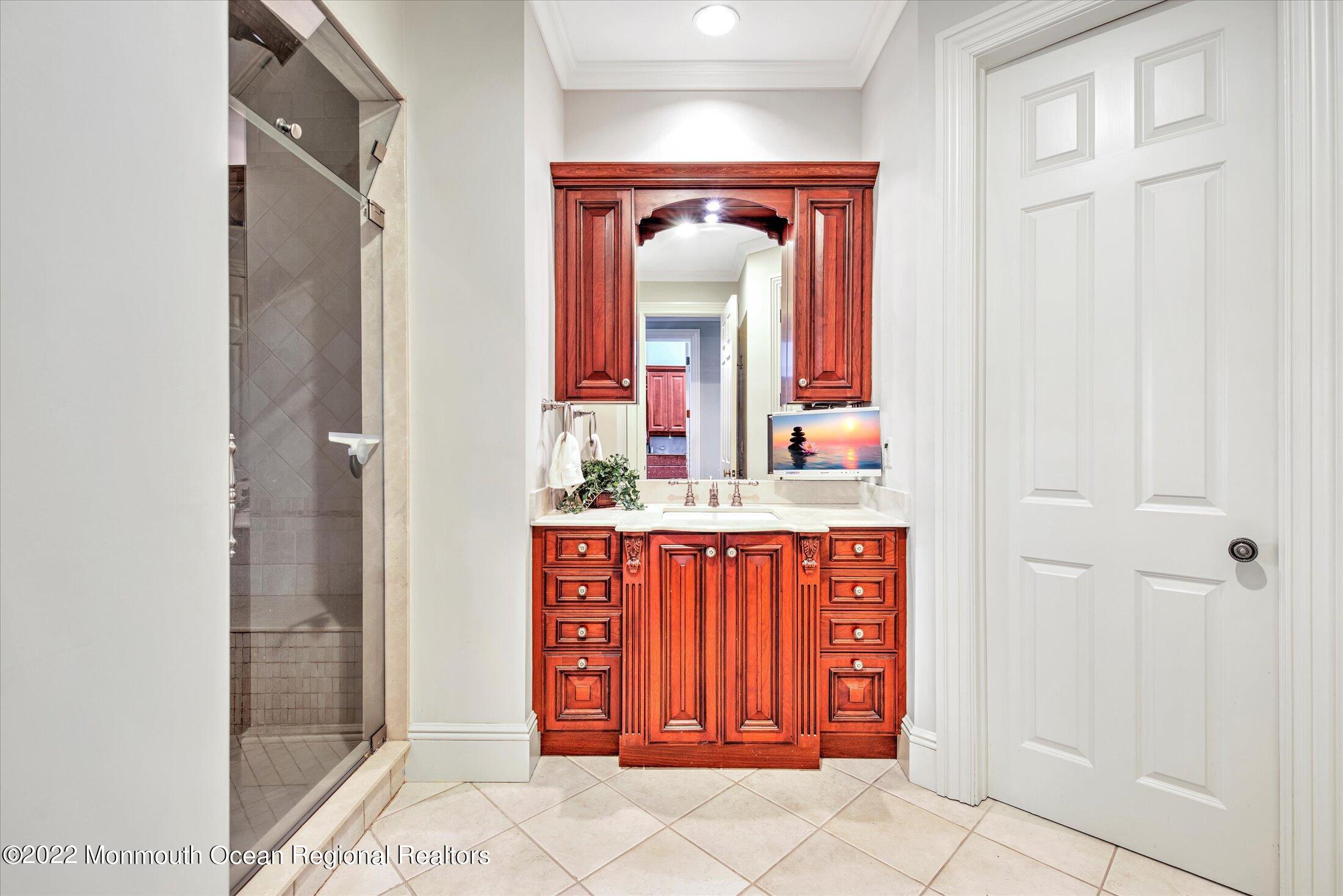 332 Oval Road, Unit 332 Manasquan, NJ 08736 - Photo 25 of 38 MASTER HIS BATH
