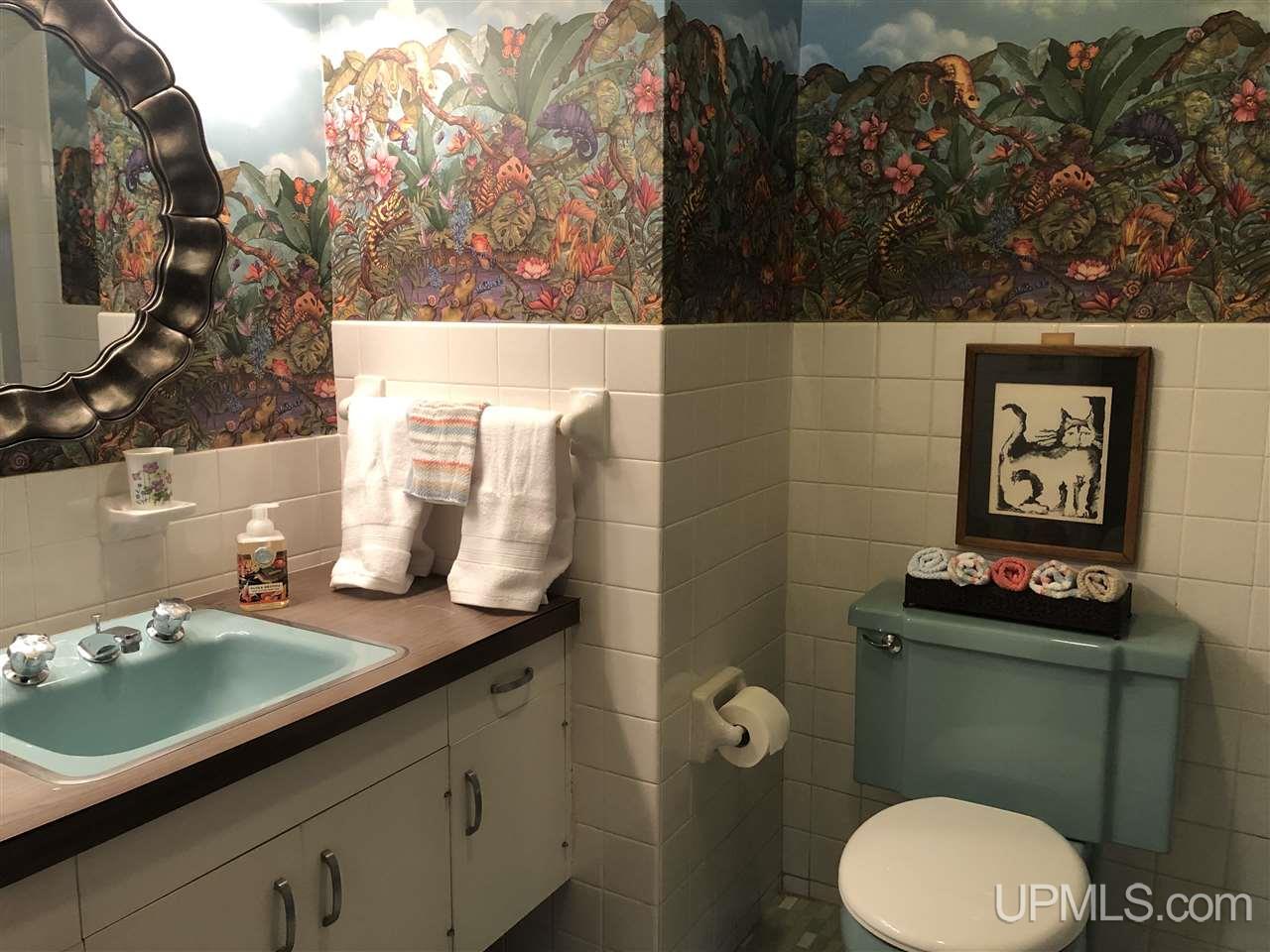 1004 Allouez Road Marquette, MI 49855 - Photo 23 of 40 Gallery Image 23