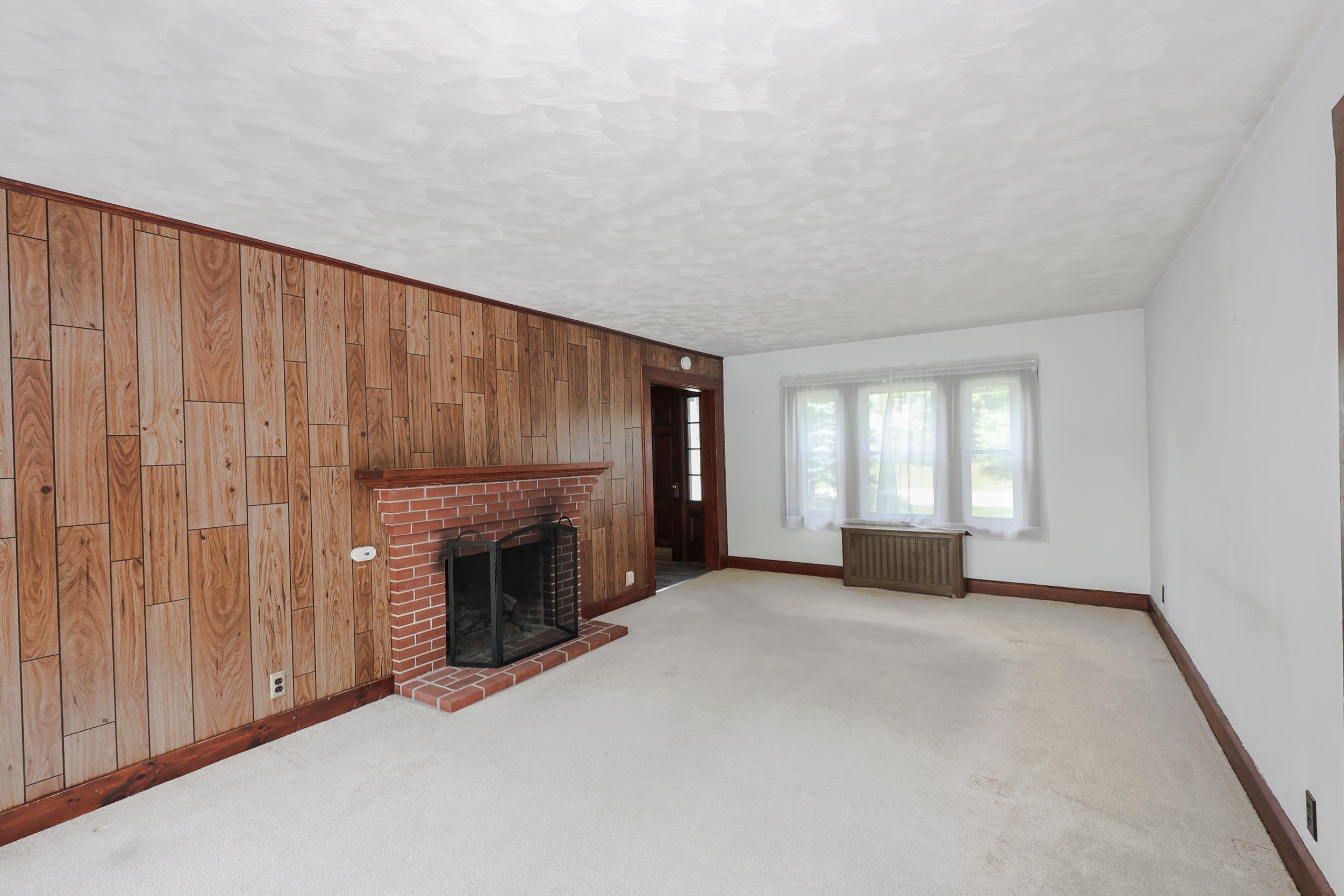 30 Baker Street Hudson, NH 03051 - Photo 11 of 43