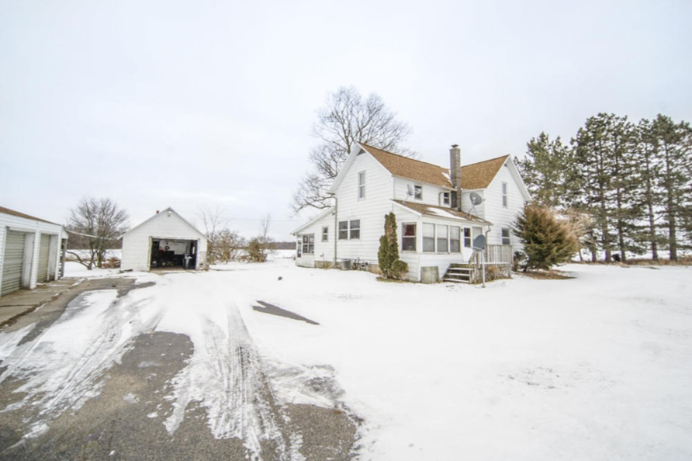 1870 Durkee Road Hastings, MI 49058 - Photo 3 of 53 DSC05295