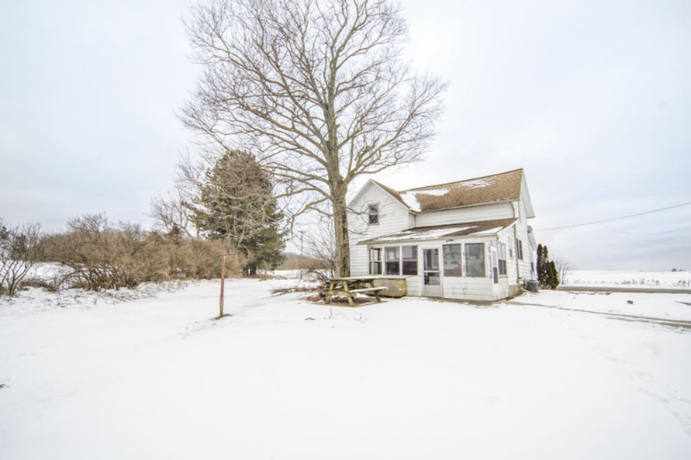 1870 Durkee Road Hastings, MI 49058 - Photo 7 of 53 DSC05307
