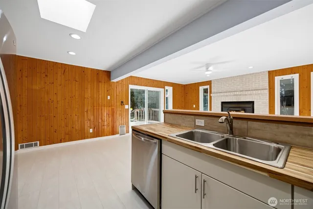 $425,000 | 7631 Parkland Drive, Blaine, WA 98230