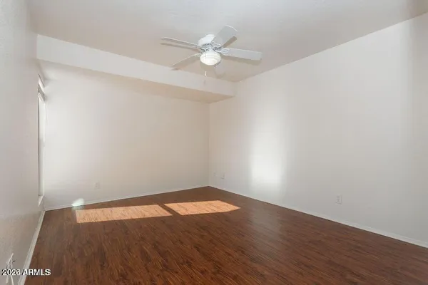$182,500 | 4211 East Palm Lane, Unit 219, Phoenix, AZ 85008