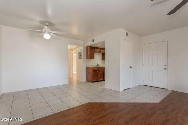 $182,500 | 4211 East Palm Lane, Unit 219, Phoenix, AZ 85008