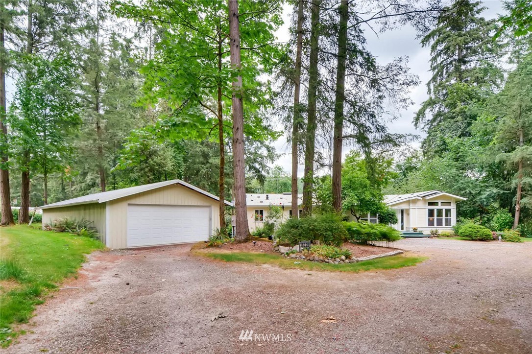 16026 Renton Issaquah Road Southeast Renton, WA 98059 - Photo 3 of 25