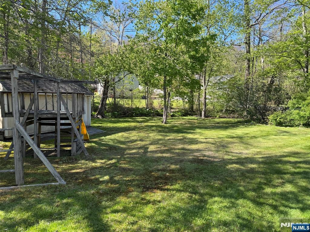 23 Lavina Trail Oak Ridge, NJ 07438 - Photo 19 of 21
