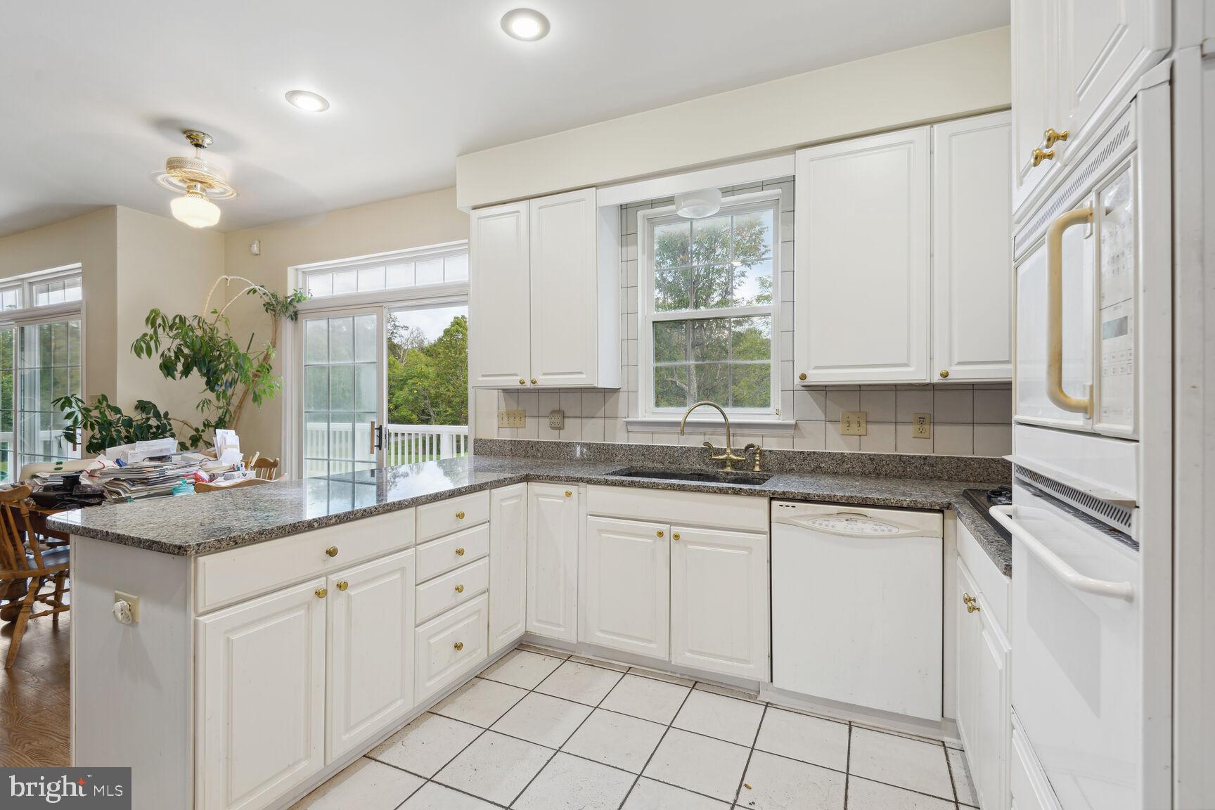 4232 Lawnvale Drive Gainesville, VA 20155 - Photo 15 of 36