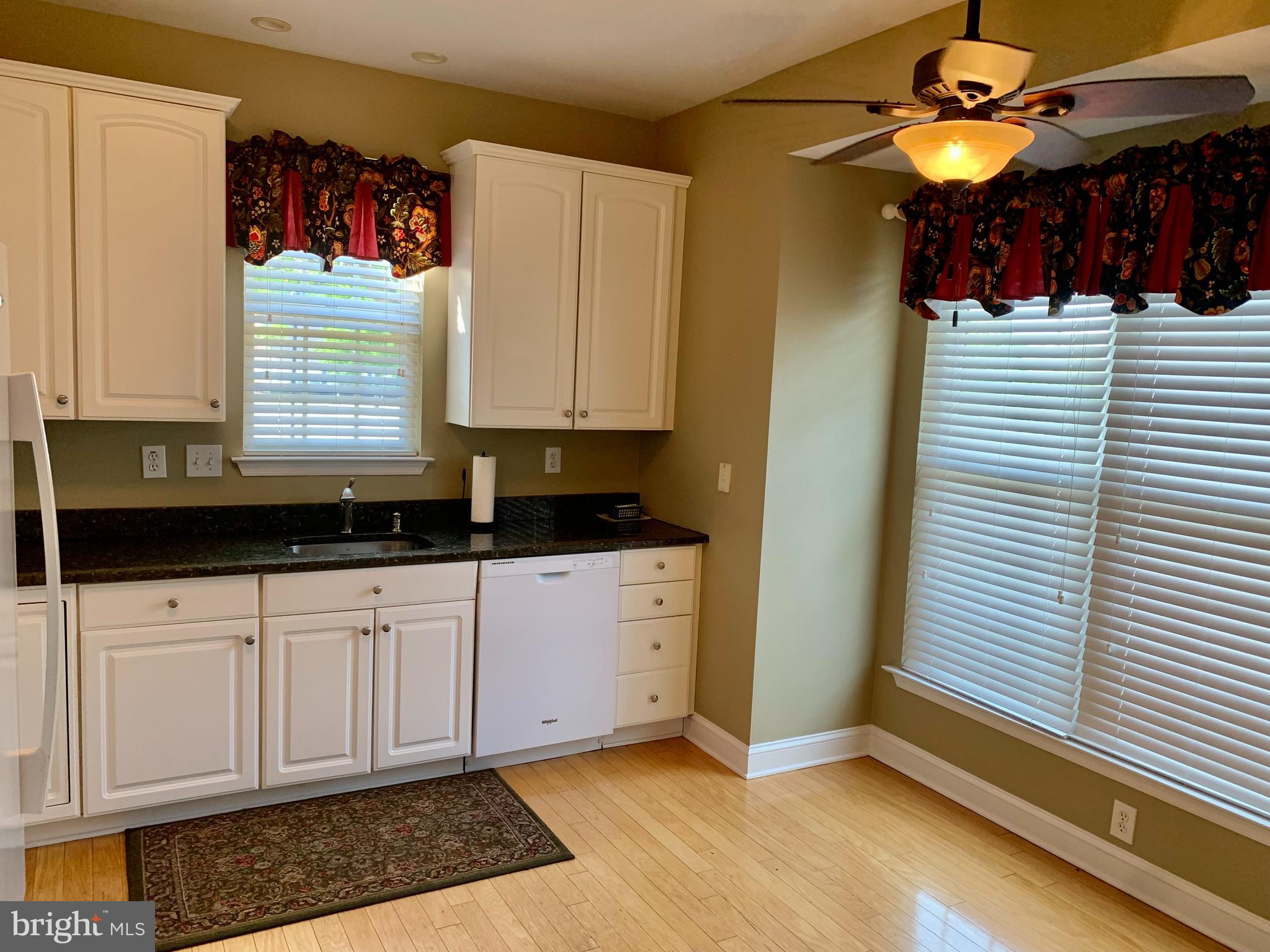 1619 Yorktown Road, Unit 49 Jamison, PA 18929 - Photo 19 of 39 Kitchen