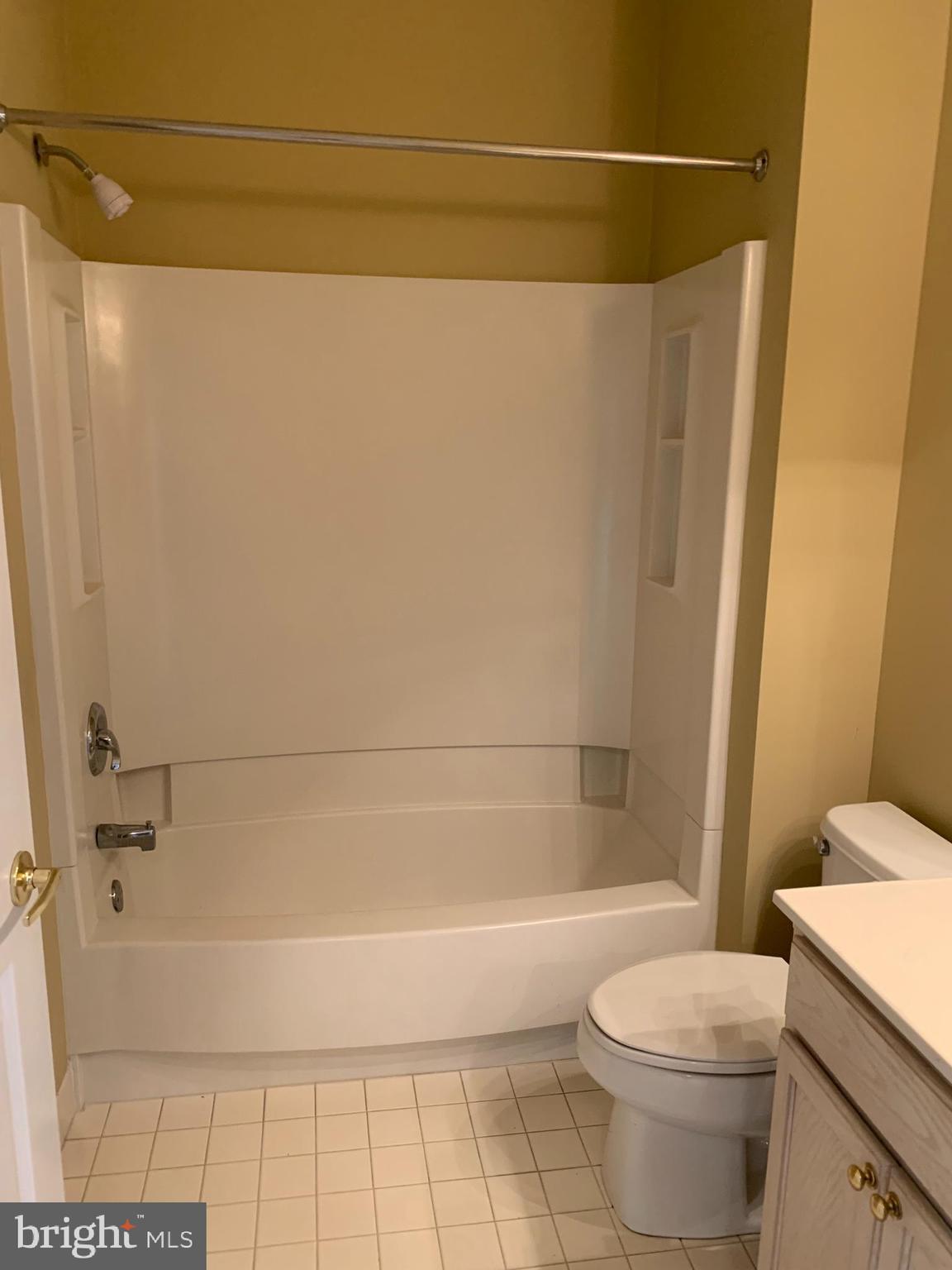 1619 Yorktown Road, Unit 49 Jamison, PA 18929 - Photo 25 of 39 First floor full bath