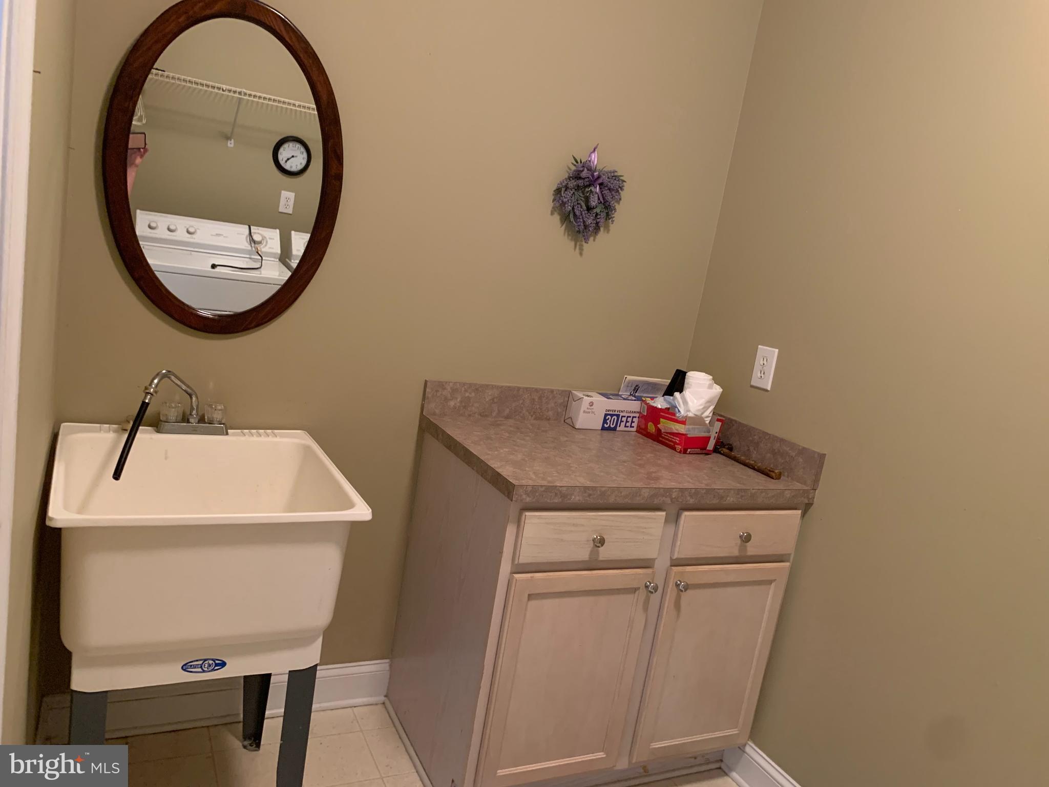 1619 Yorktown Road, Unit 49 Jamison, PA 18929 - Photo 27 of 39 Laundry room