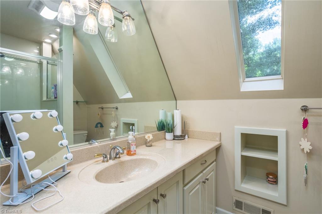 5935 Frye Bridge Road Clemmons, NC 27012 - Photo 20 of 25 Gallery Image 20