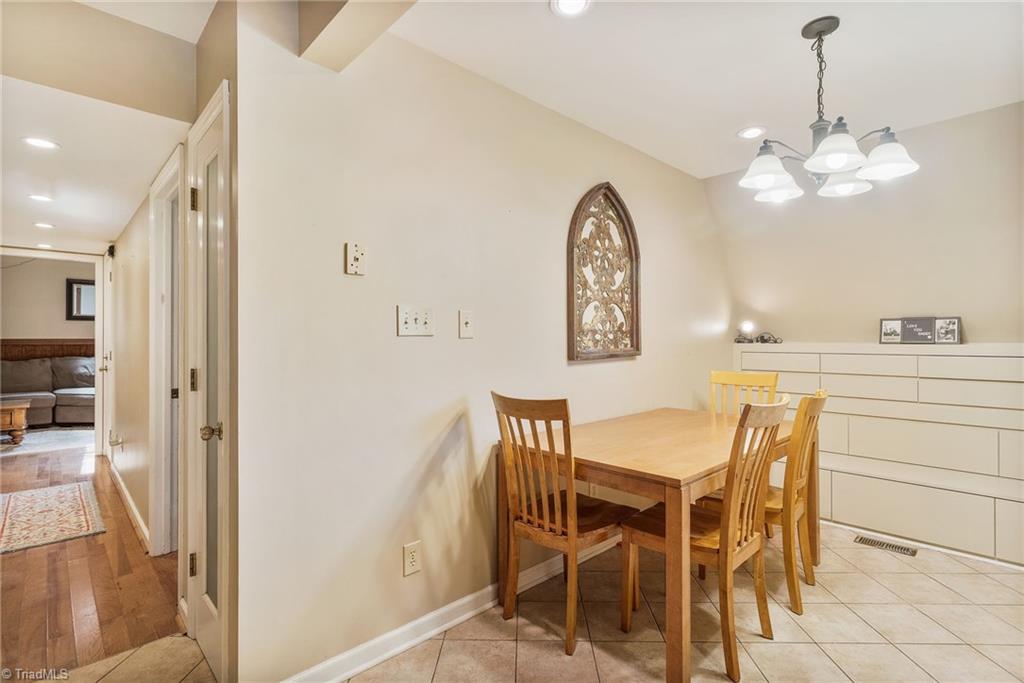 5935 Frye Bridge Road Clemmons, NC 27012 - Photo 6 of 25 Gallery Image 6