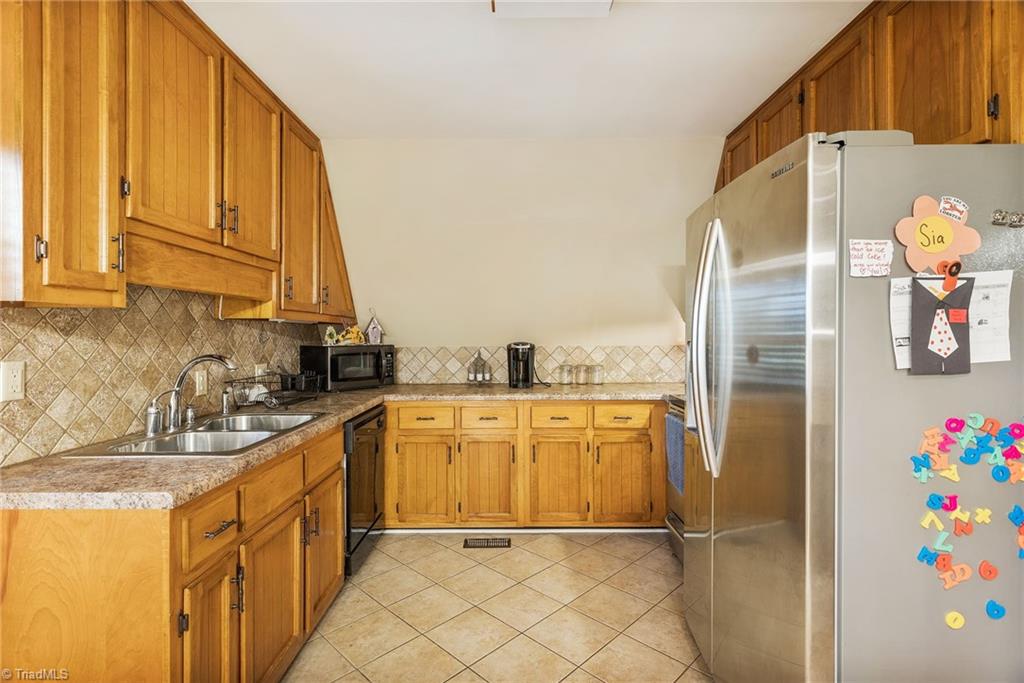 5935 Frye Bridge Road Clemmons, NC 27012 - Photo 9 of 25 Gallery Image 9