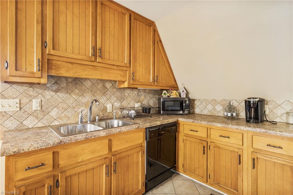 5935 Frye Bridge Road Clemmons, NC 27012 - Photo 10 of 25 Gallery Image 10