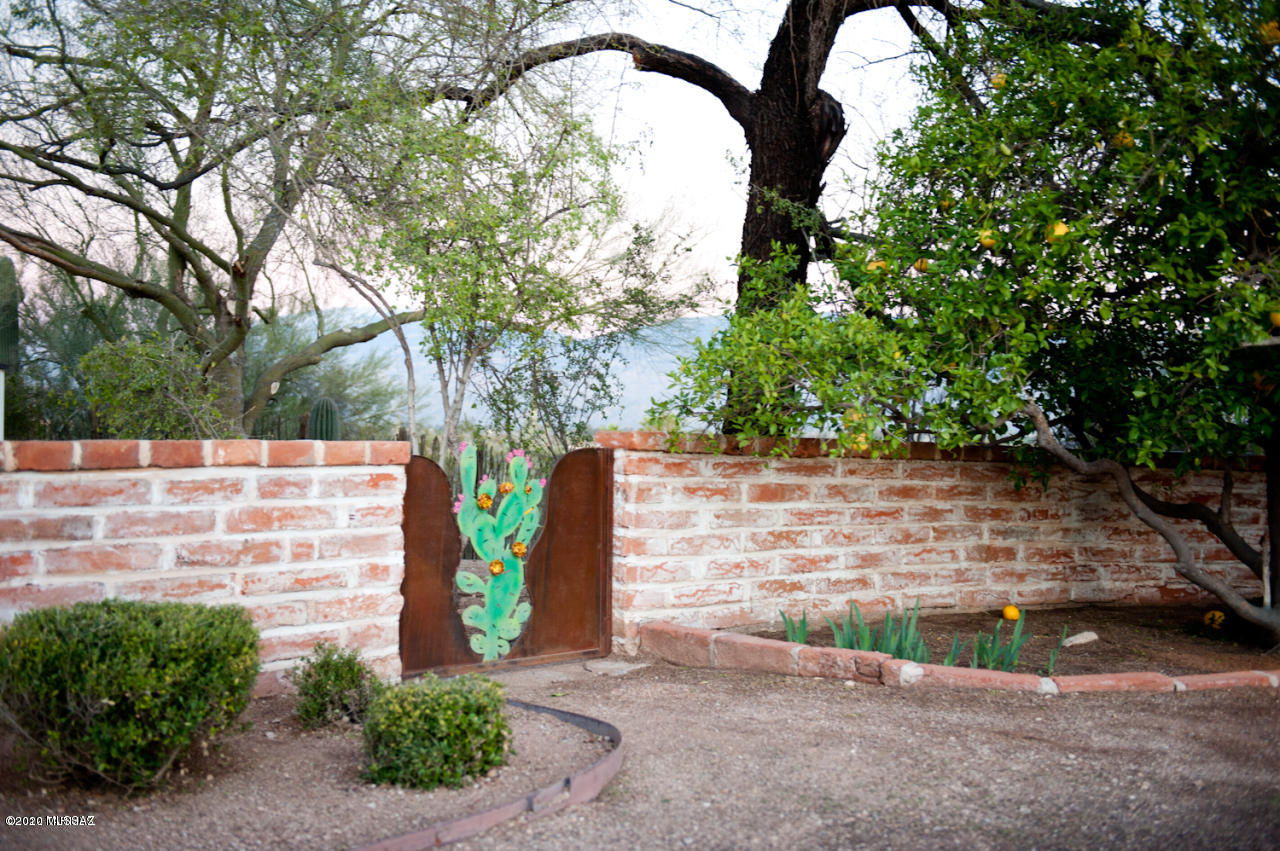 2820 North Cactus Flower Road Tucson, AZ 85749 - Photo 33 of 36
