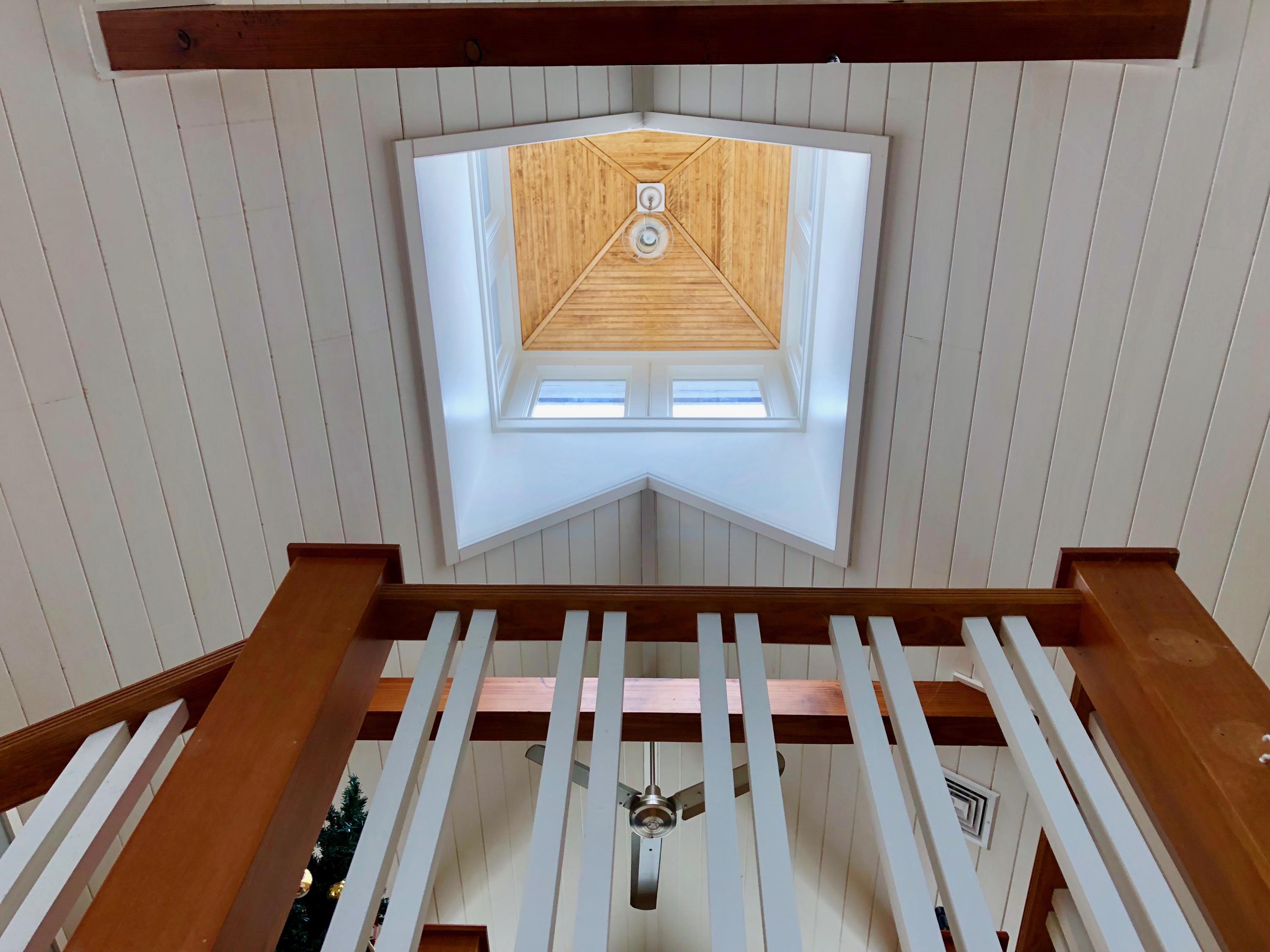 26 Cove Road Forestdale, MA 02644 - Photo 27 of 35 a view of a balcony with furniture