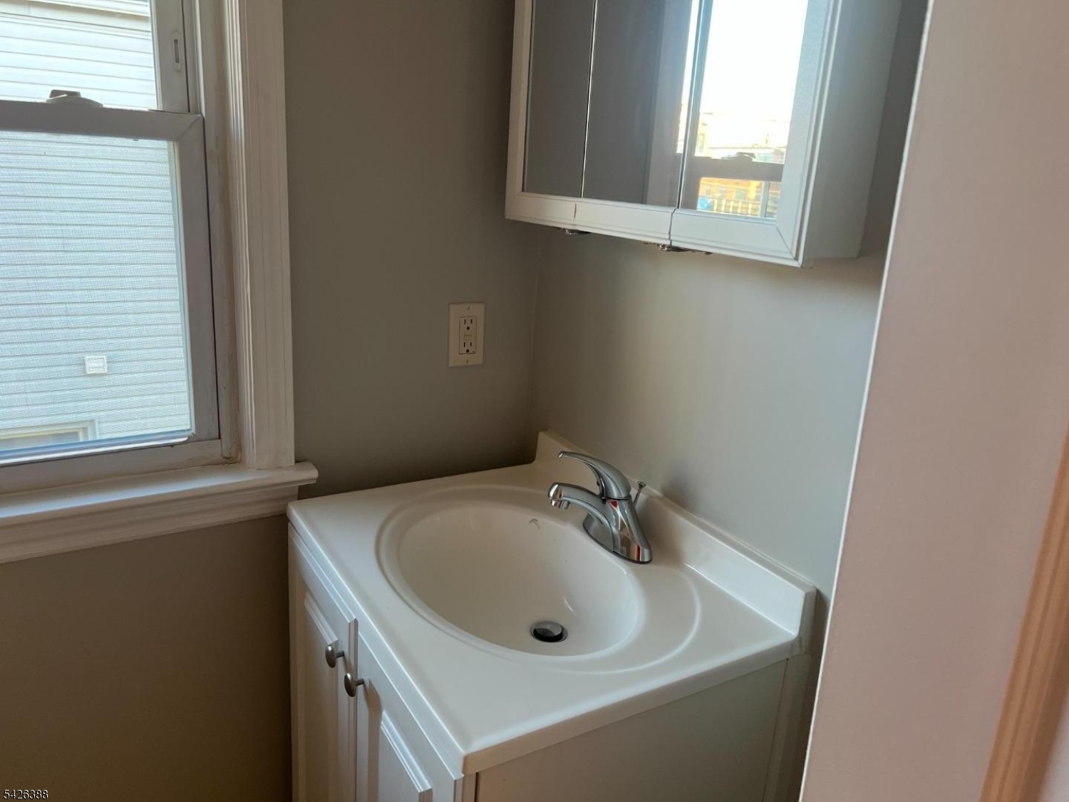 104 West High Street Somerville, NJ 08876 - Photo 9 of 19