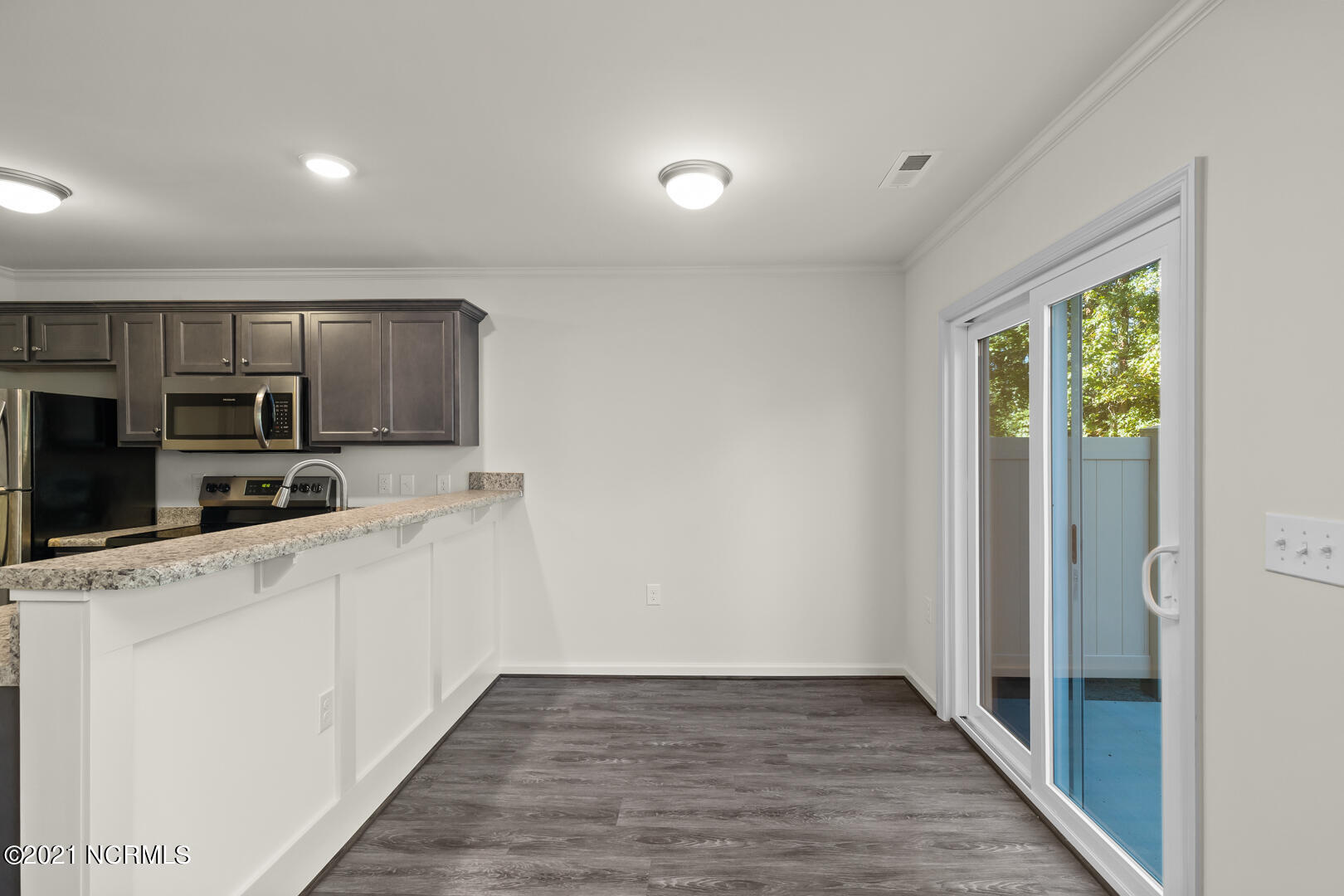 451 Sullivan Loop Road Midway Park, NC 28544 - Photo 15 of 39