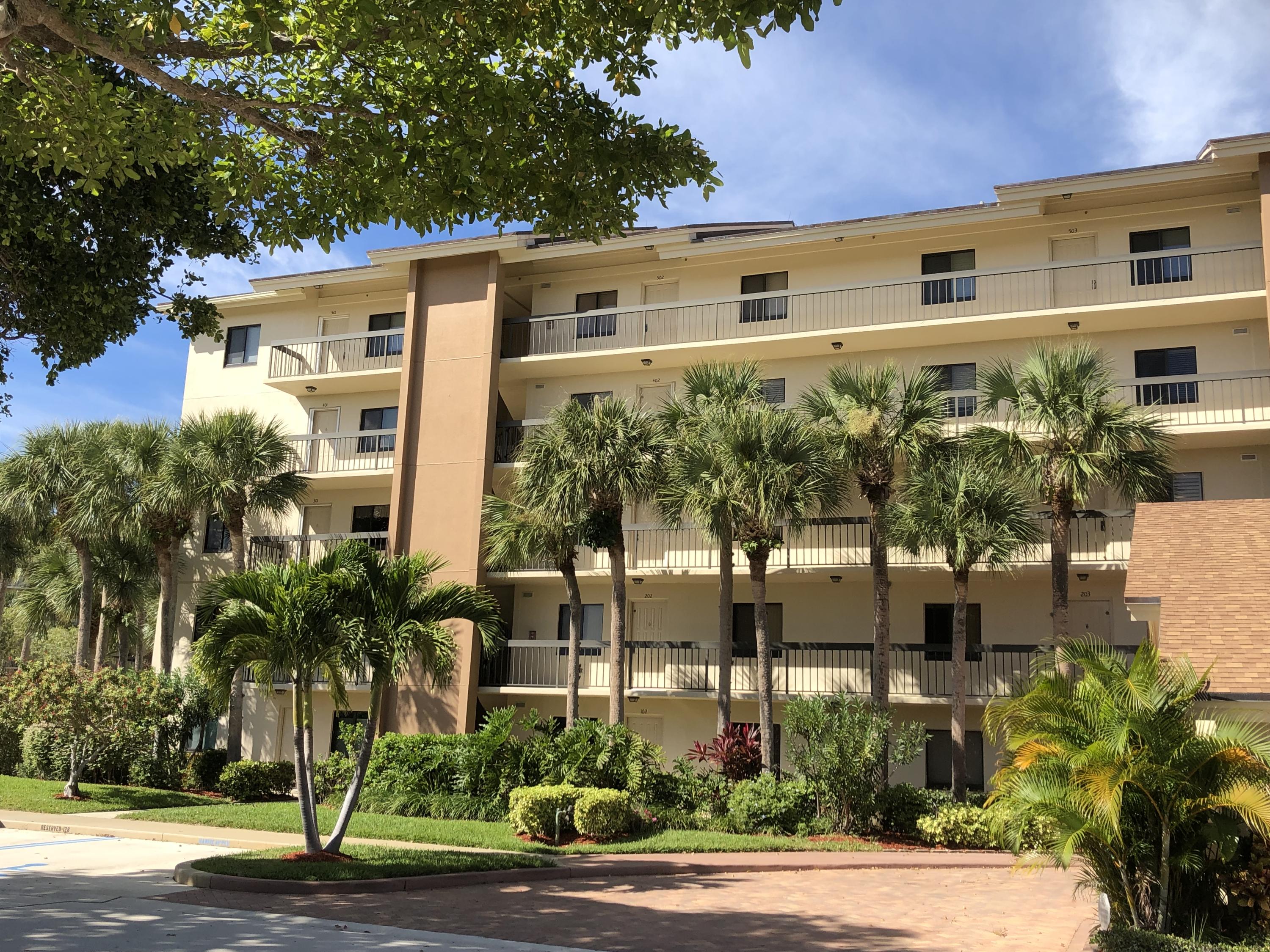 901 Seafarer Circle, Unit 401 Jupiter, FL 33477 - Photo 1 of 35 IMG_4858