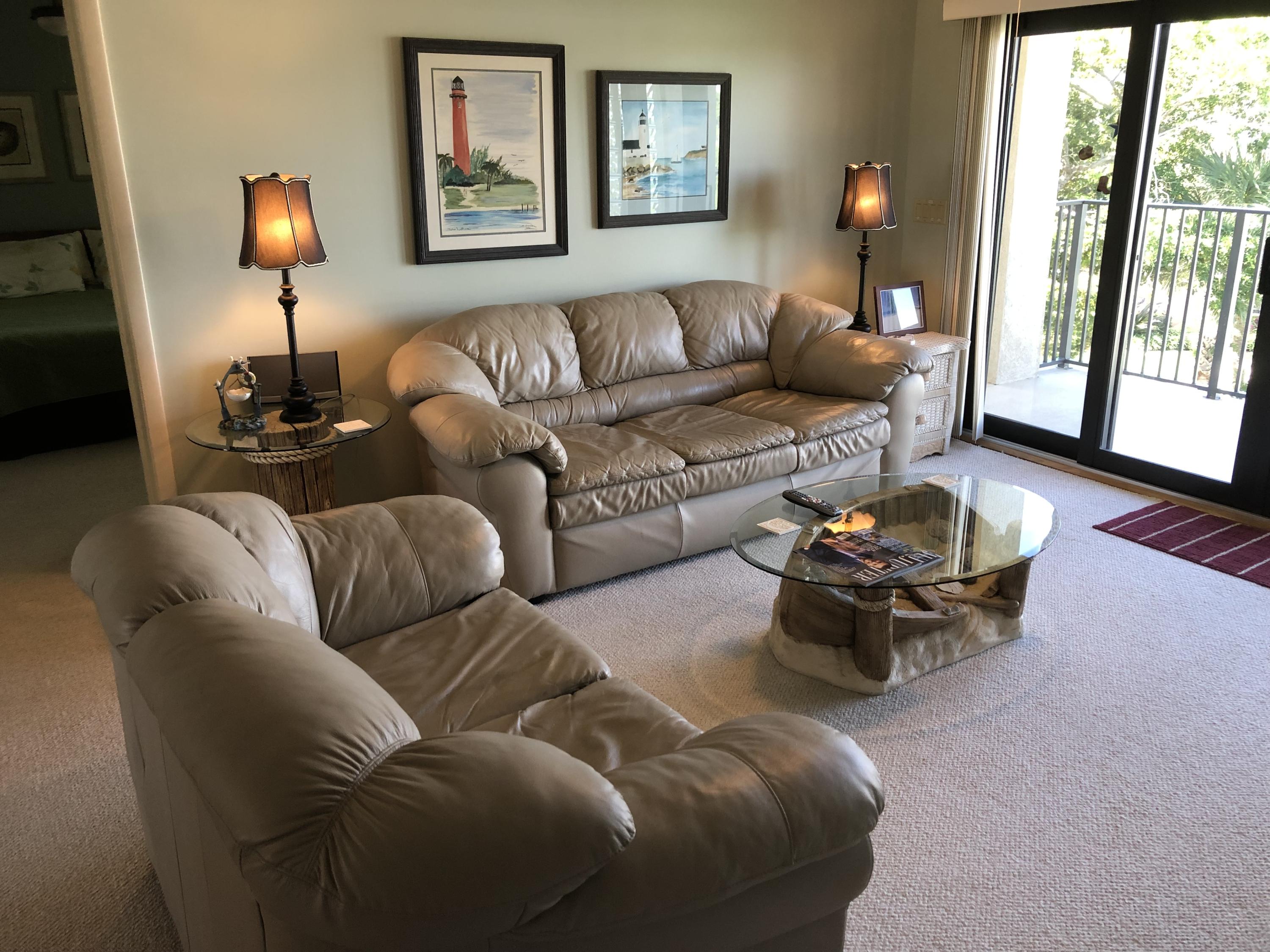 901 Seafarer Circle, Unit 401 Jupiter, FL 33477 - Photo 14 of 35 IMG_4874