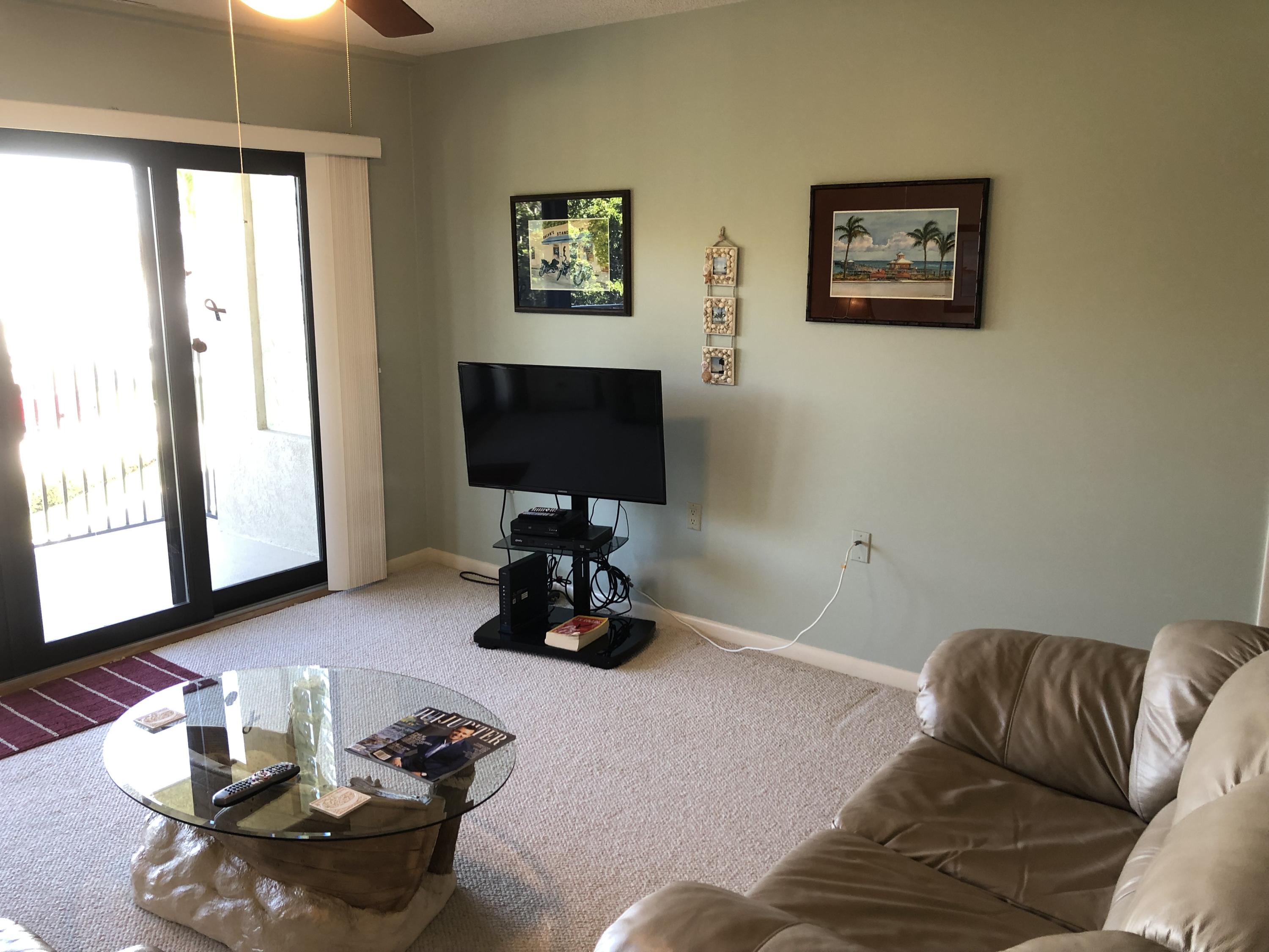 901 Seafarer Circle, Unit 401 Jupiter, FL 33477 - Photo 15 of 35 IMG_4875