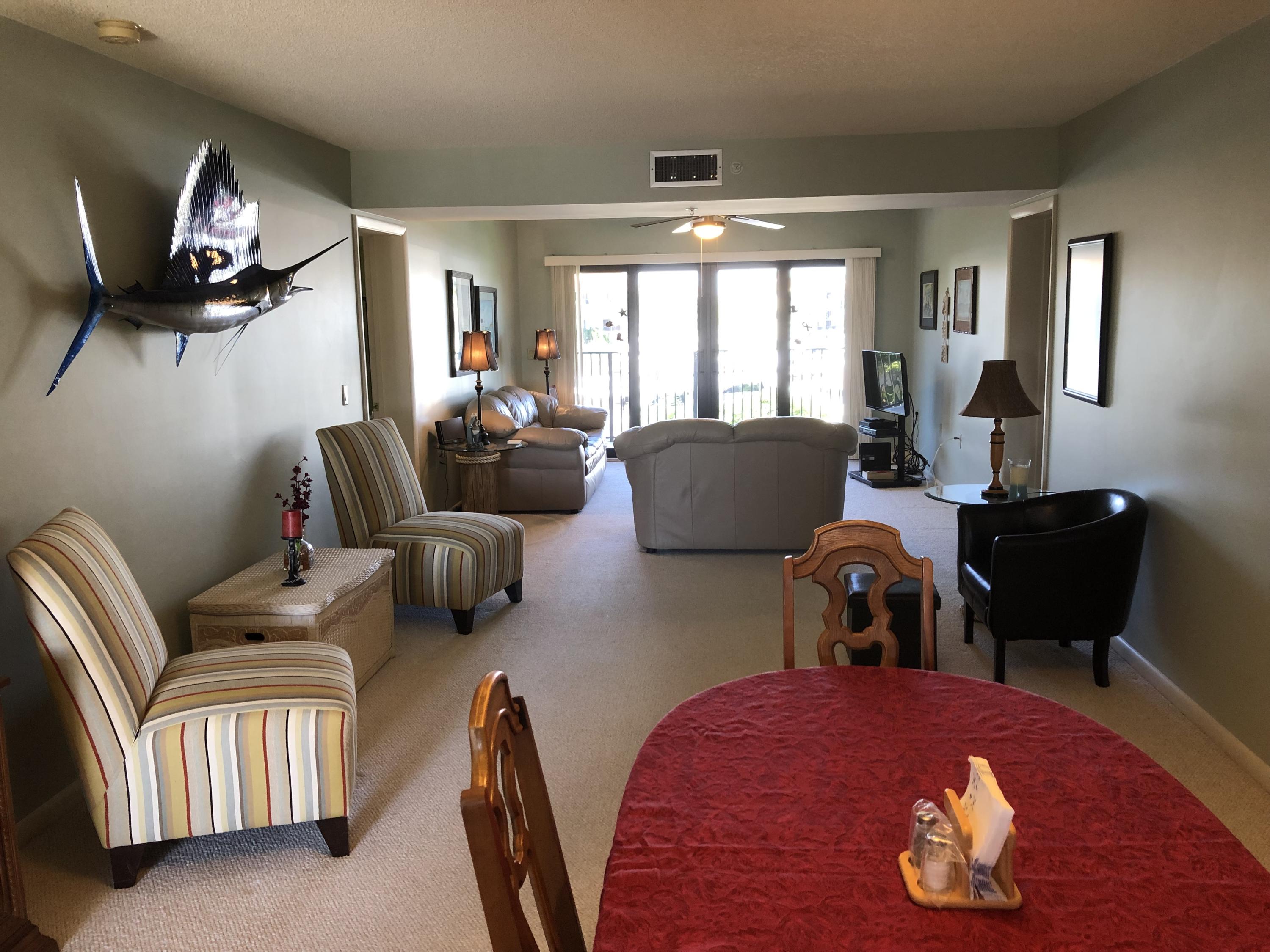 901 Seafarer Circle, Unit 401 Jupiter, FL 33477 - Photo 16 of 35 IMG_4877
