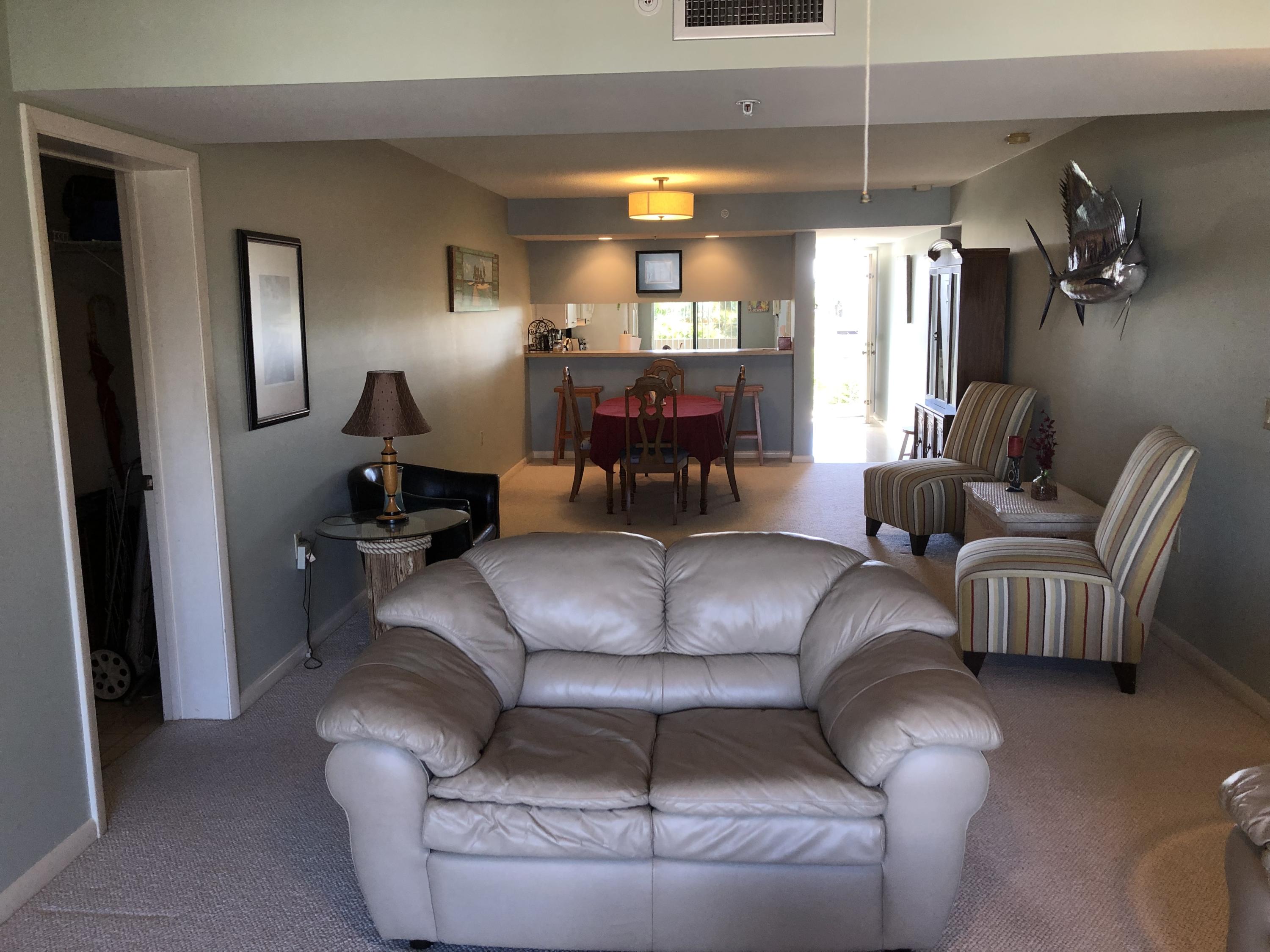 901 Seafarer Circle, Unit 401 Jupiter, FL 33477 - Photo 17 of 35 IMG_4878
