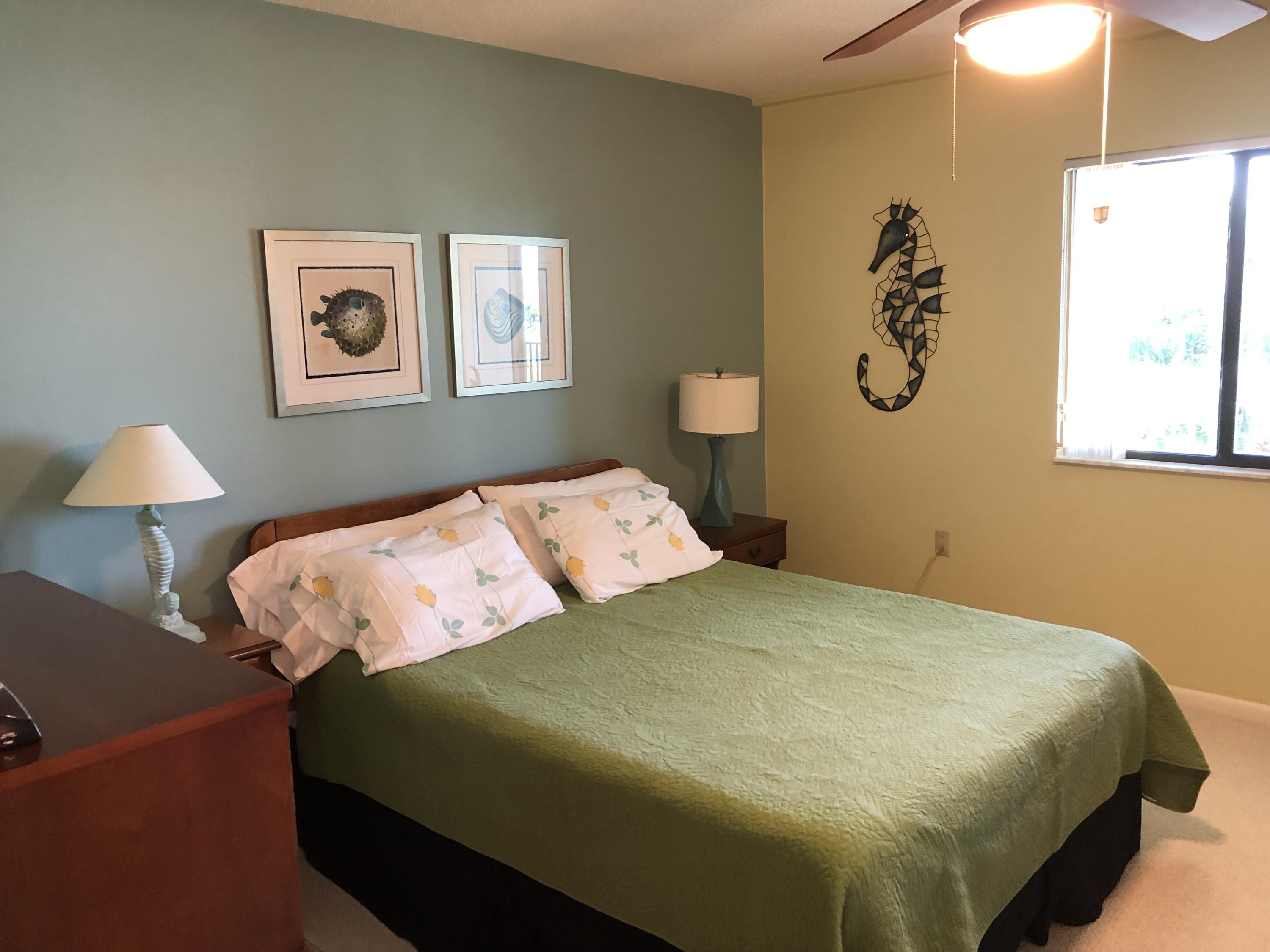 901 Seafarer Circle, Unit 401 Jupiter, FL 33477 - Photo 18 of 35 IMG_4882