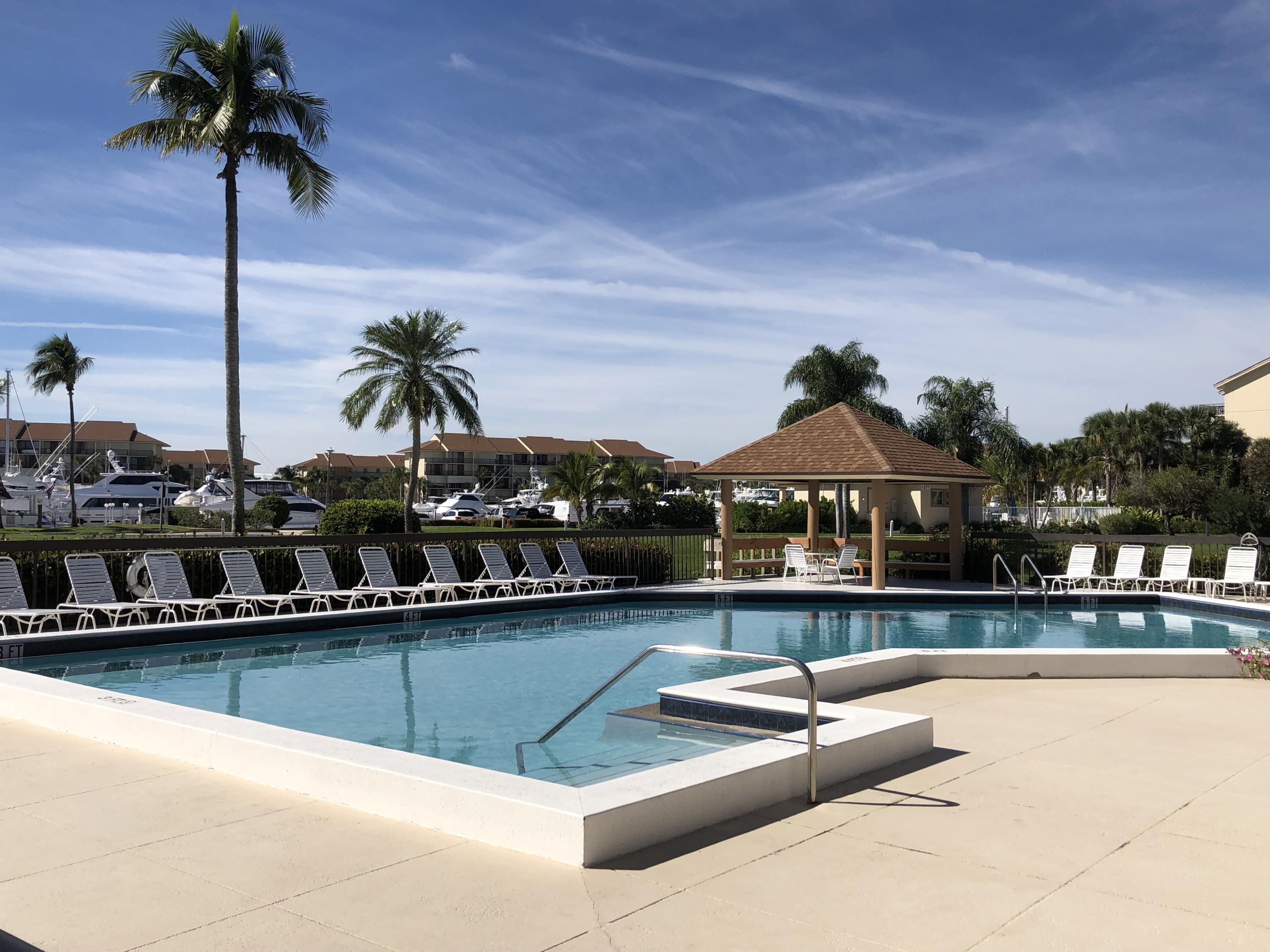 901 Seafarer Circle, Unit 401 Jupiter, FL 33477 - Photo 33 of 35 IMG_4903