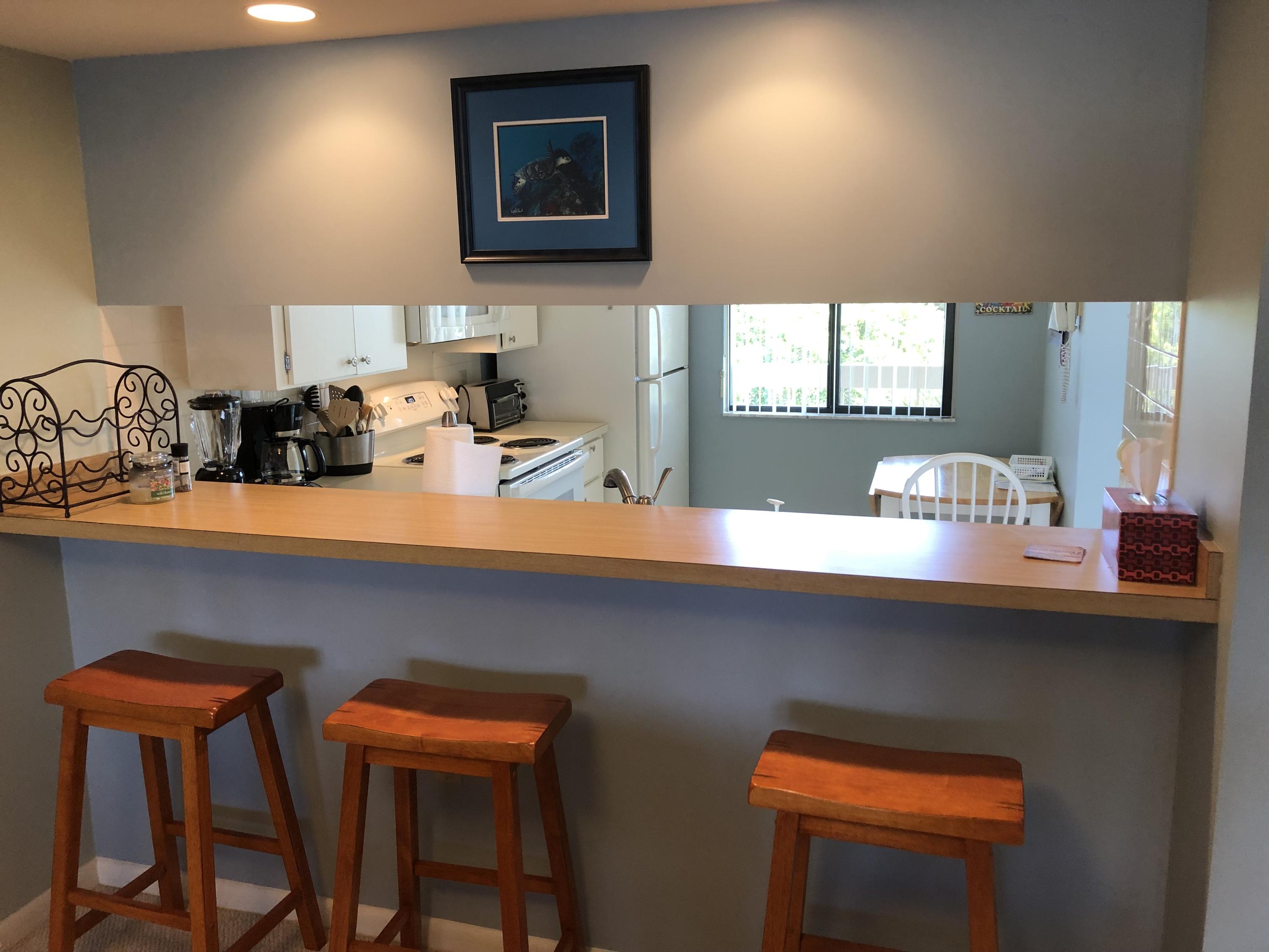 901 Seafarer Circle, Unit 401 Jupiter, FL 33477 - Photo 9 of 35 IMG_4869