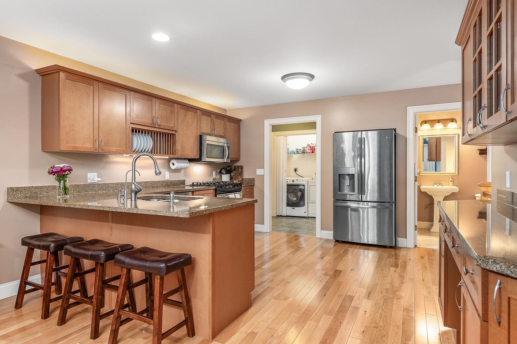 5 Chandler Lane Amherst, NH 03031 - Photo 6 of 60