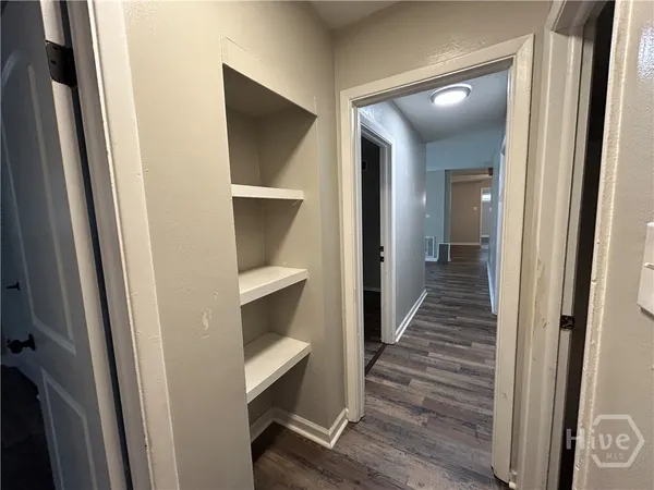 $2,500 | 321 Sharondale Road, Savannah, GA 31419