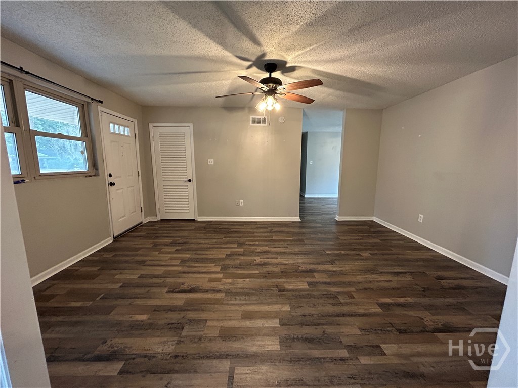 321 Sharondale Road Savannah, GA 31419 - Photo 2 of 27