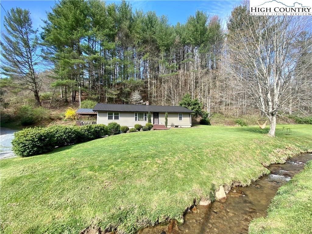 467 Laurel Branch Road Vilas, NC 28692 - Photo 1 of 23 Gallery Image 1