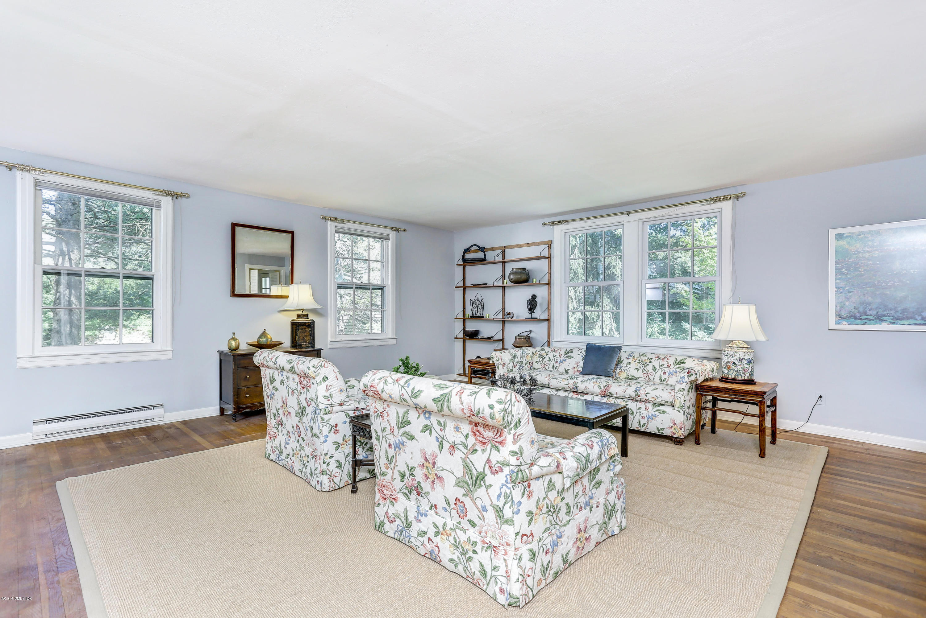 63 Lockwood Road Riverside, CT 06878 - Photo 6 of 18 Living Room with 3 exposures