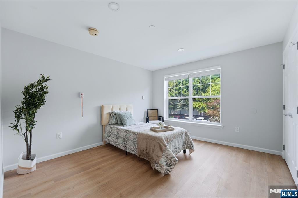567-571 Paramus Road Paramus, NJ 07652 - Photo 7 of 14 Gallery Image 7