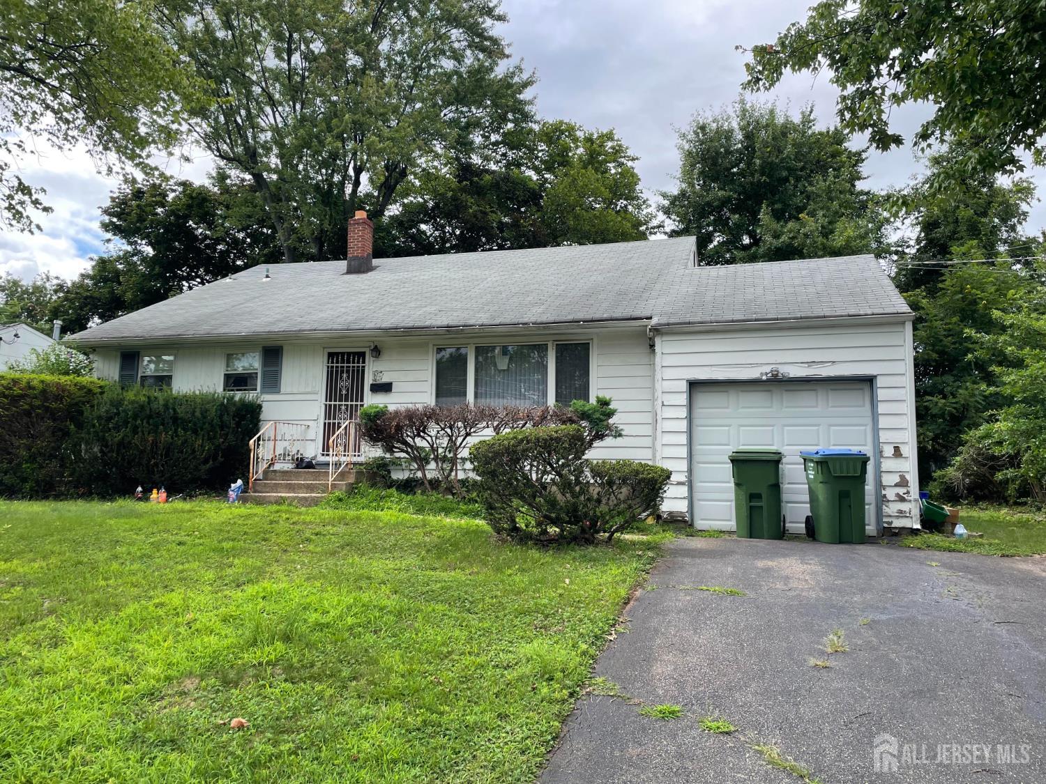 25 Eardley Road Edison, NJ 08817 - Photo 1 of 4 Gallery Image 1